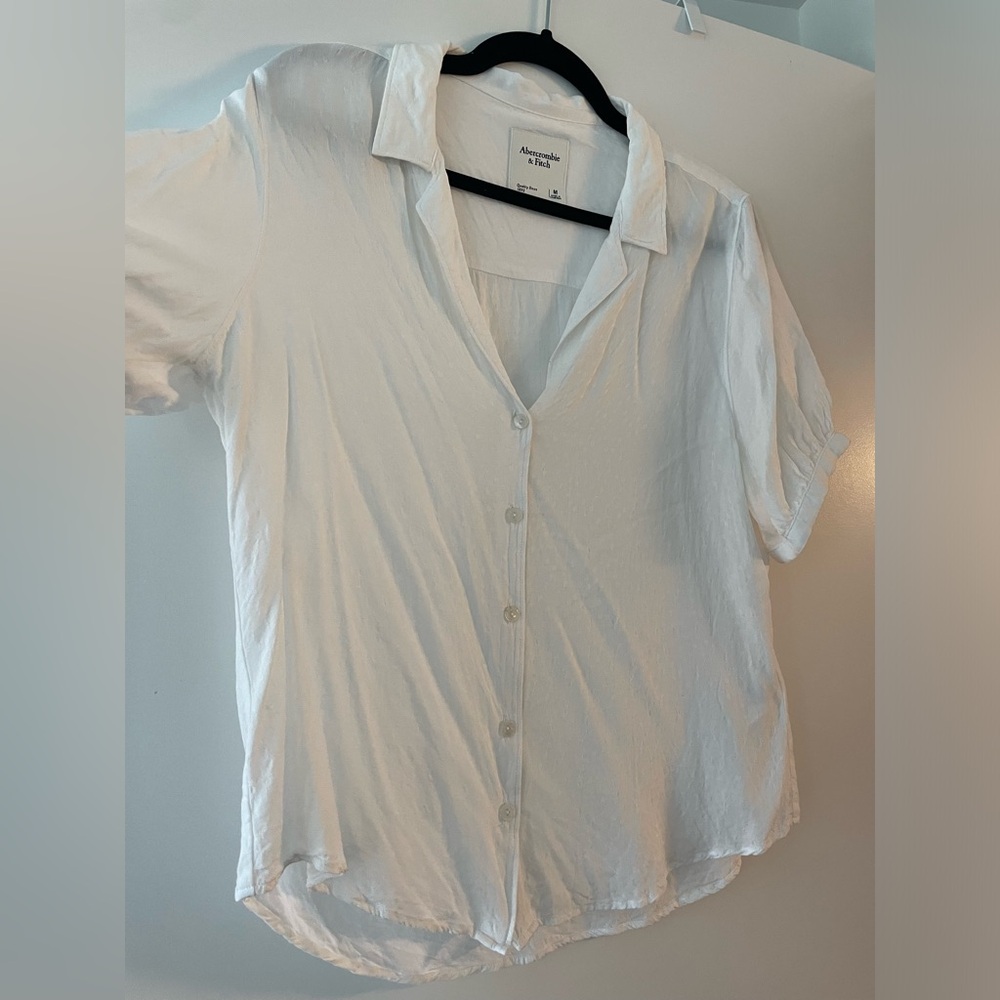 A&F button down short sleeve blouse